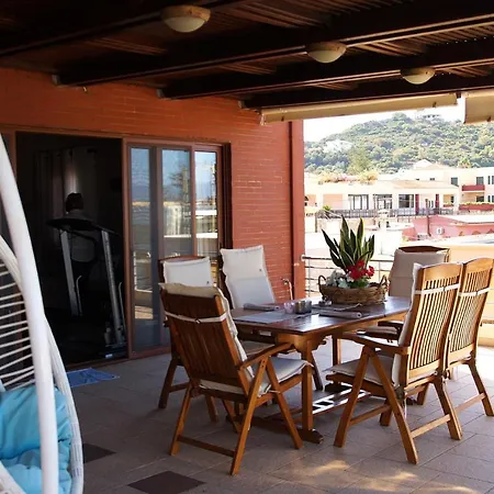 Double View Apartment
